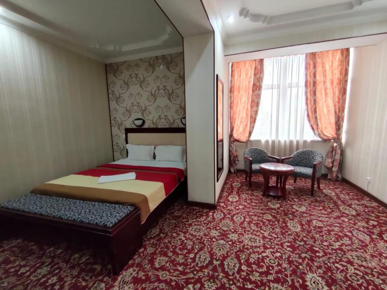 Sary Arka Hotel Simkent Kültér fotó