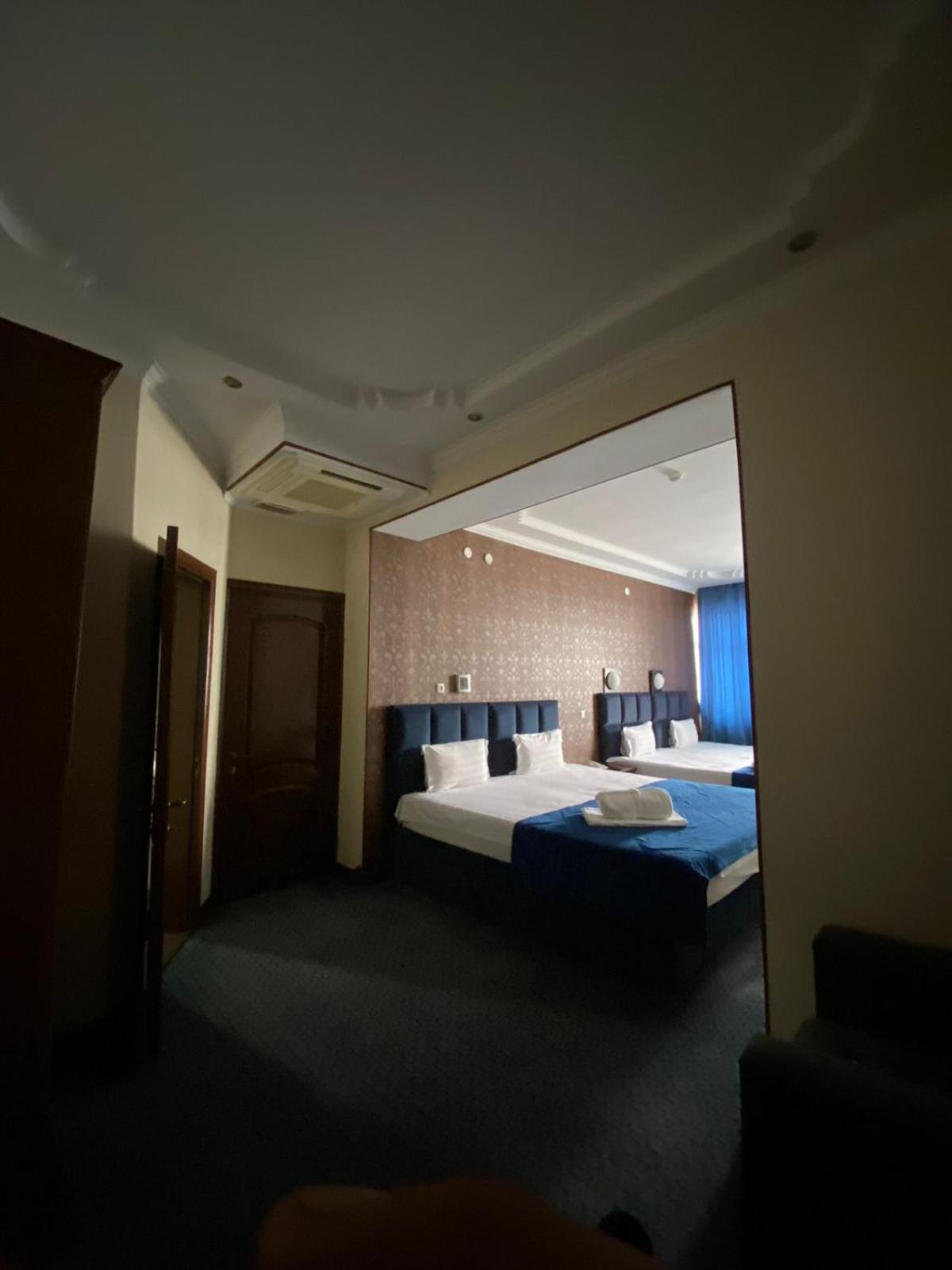 Sary Arka Hotel Simkent Kültér fotó
